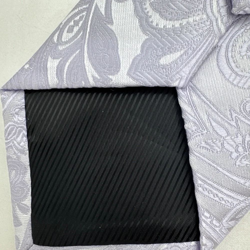Barry Wang Hand Made 100% Silk Men's Neck Tie Lavender Textured 59